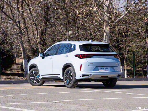 星途 星途追風(fēng)PHEV 2024款 C-DM 1.5TCI 80KM奢享版 星途 星途追風(fēng)PHEV 2024款 C-DM 1.5TCI 80KM奢享版