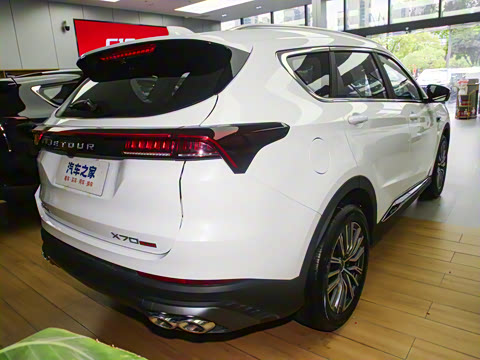 2025款 冠军版 1.5T DCT冠军PRO 5座 2025款 冠军版 1.5T DCT冠军PRO 5座