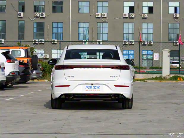 一汽奔騰 奔騰B70 2024款 龍騰版 1.5T 領躍型