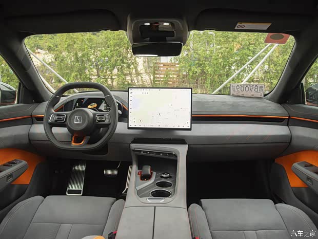 極氪 極氪001 2024款 三元鋰 雙電機(jī)