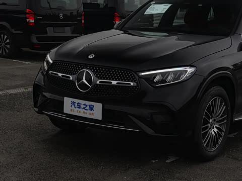 2024款 GLC 300 L 4MATIC 动感型 5座 2024款 GLC 300 L 4MATIC 动感型 5座