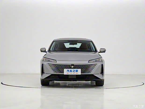 长安汽车 逸动 2024款 1.5T GDI自动 旗舰型 长安汽车 逸动 2024款 1.5T GDI自动 旗舰型