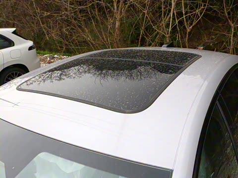 2025款 EV 智驾版 701KM尊荣型 2025款 EV 智驾版 701KM尊荣型