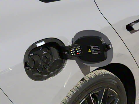 2025款 EV 智驾版 506KM尊贵型 2025款 EV 智驾版 506KM尊贵型