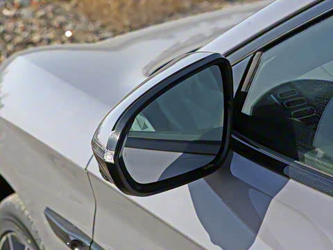 2025款 EV 智驾版 506KM尊贵型 2025款 EV 智驾版 506KM尊贵型