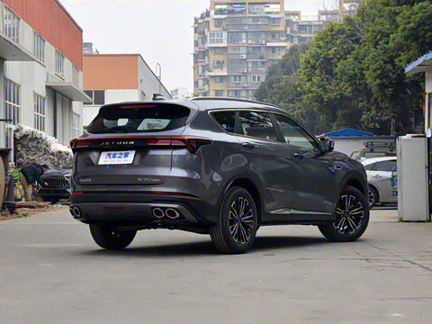 2025款 冠军版 1.5T 手动冠军 7座 2025款 冠军版 1.5T 手动冠军 7座