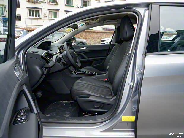 東風標致 標致408 2024款 1.5T 標準版