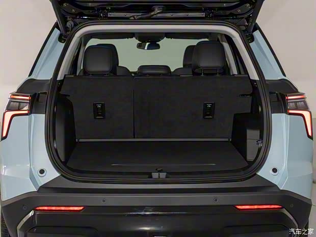 上汽通用雪佛蘭 探界者Plus 2024款 102km RS 至臻版 上汽通用雪佛蘭 探界者Plus 2024款 102km RS 至臻版