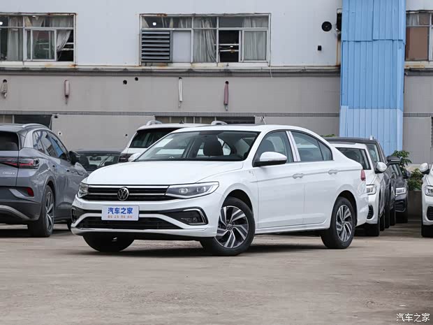一汽-大众 宝来 2024款 280TSI DSG舒行版 一汽-大众 宝来 2024款 280TSI DSG舒行版