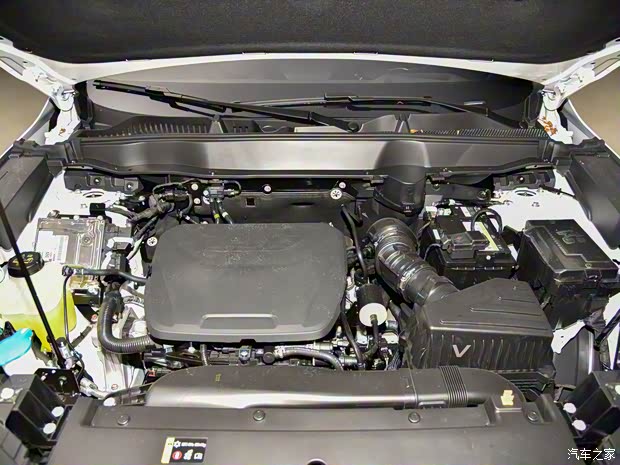 长城汽车 哈弗H6 2024款 1.5T 两驱基本型 长城汽车 哈弗H6 2024款 1.5T 两驱基本型