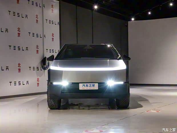 特斯拉(进口) 赛博越野旅行车 2024款 Cyberbeast 野兽版 特斯拉(进口) 赛博越野旅行车 2024款 Cyberbeast 野兽版