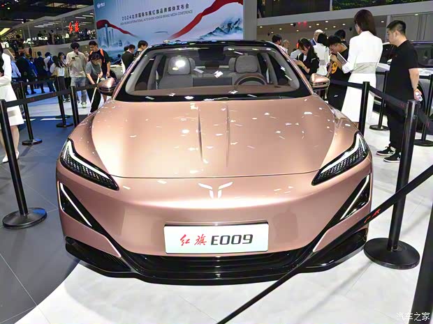 一汽红旗 红旗E009 2024款 基本型 一汽红旗 红旗E009 2024款 基本型