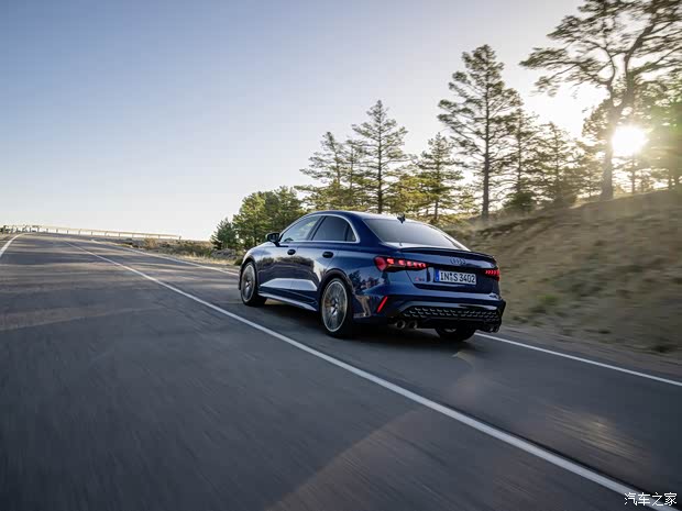 奧迪(進口) 奧迪S3 2025款 S3 Sedan