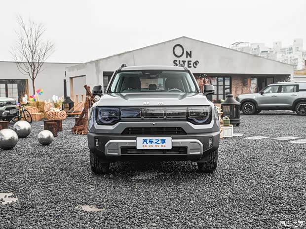 北京越野 北京BJ30 2024款 1.5T 魔核电驱进阶版 北京越野 北京BJ30 2024款 1.5T 魔核电驱进阶版