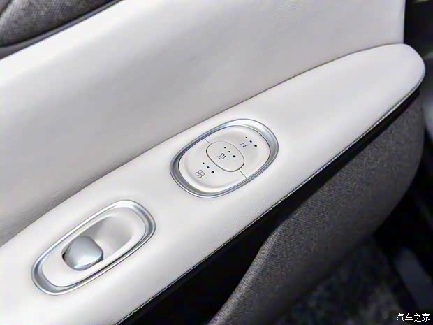 智己汽車 智己L7 2024款 后驅(qū)版