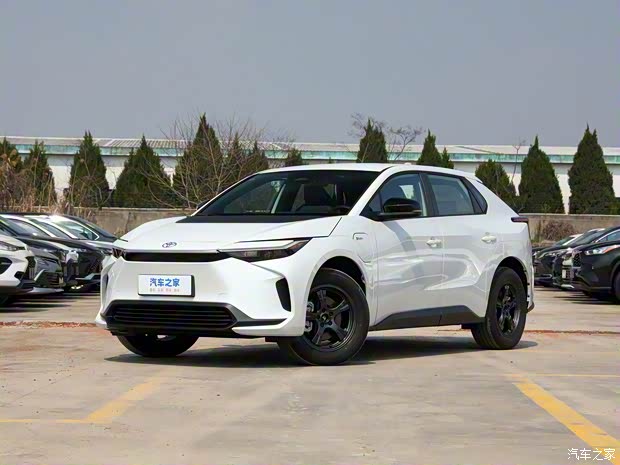 广汽丰田 铂智4X 2024款 615 AIR版