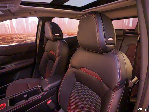 日產(chǎn)(進(jìn)口) 勁客(海外) 2025款 SR 美國版