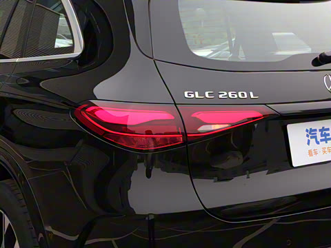 2024款 GLC 260 L 4MATIC 动感型 7座 2024款 GLC 260 L 4MATIC 动感型 7座