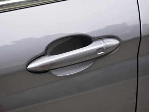 2025款 冠军版 1.5T 手动冠军 7座 2025款 冠军版 1.5T 手动冠军 7座