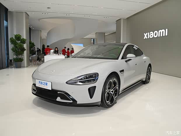 小米汽車 小米SU7 2024款 700km 后驅(qū)標(biāo)準(zhǔn)創(chuàng)始版