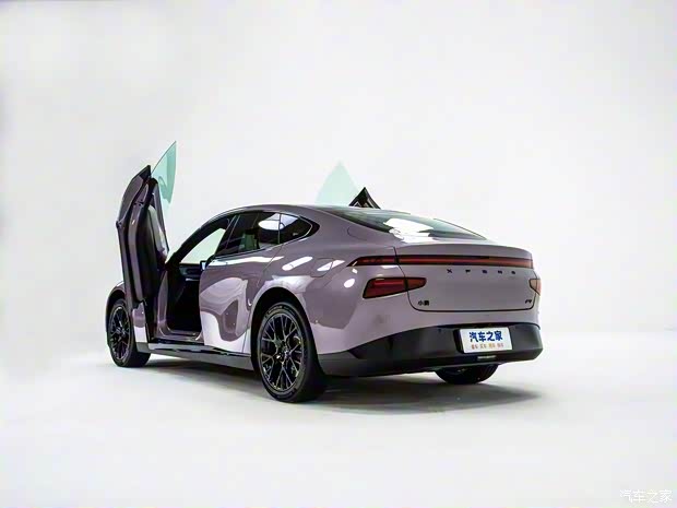 小鹏汽车 小鹏P7 2024款 P7i 鹏翼版 小鹏汽车 小鹏P7 2024款 P7i 鹏翼版