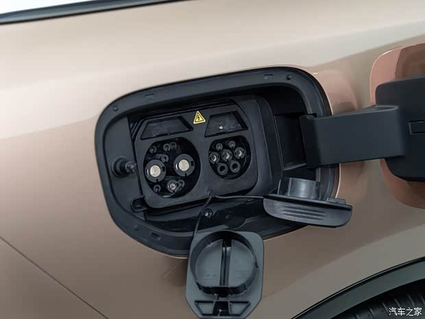 長(zhǎng)安馬自達(dá) 馬自達(dá)EZ-6 2024款 混動(dòng)版