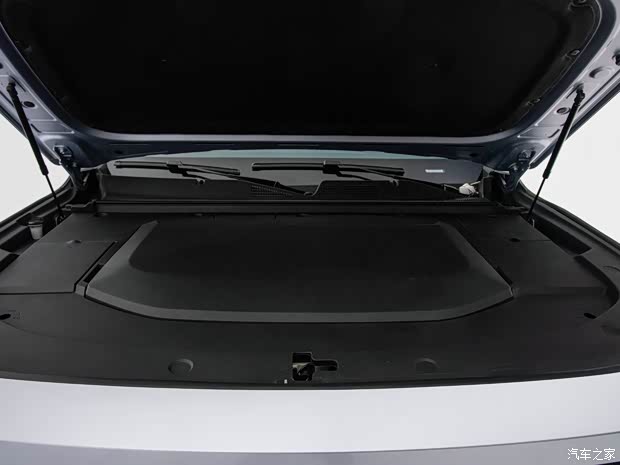 深蓝汽车 深蓝G318 2024款 高配版 深蓝汽车 深蓝G318 2024款 高配版