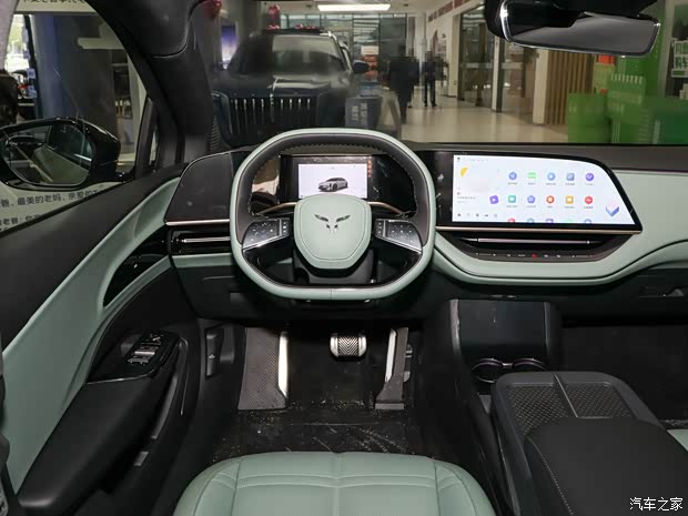 一汽红旗 红旗EH7 2024款 820 Pro 一汽红旗 红旗EH7 2024款 820 Pro