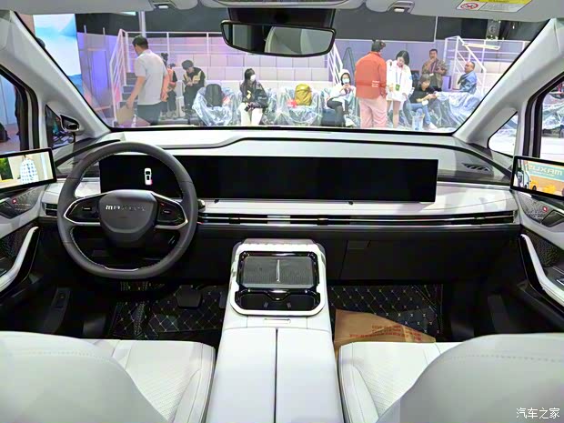 上汽大通 大家7 2024款 PHEV 基本型 上汽大通 大家7 2024款 PHEV 基本型