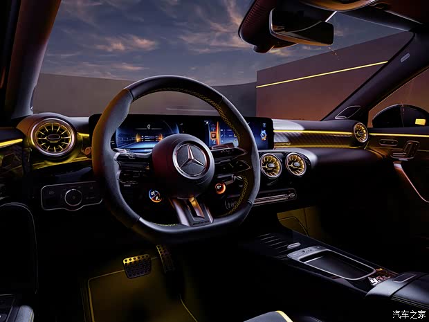 梅赛德斯-AMG 奔驰A级AMG(进口) 2024款 AMG A 45 S 4MATIC+ 魔焰绿特别版 梅赛德斯-AMG 奔驰A级AMG(进口) 2024款 AMG A 45 S 4MATIC+ 魔焰绿特别版