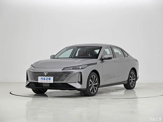 长安汽车 逸动 2024款 1.5T GDI自动 旗舰型 长安汽车 逸动 2024款 1.5T GDI自动 旗舰型