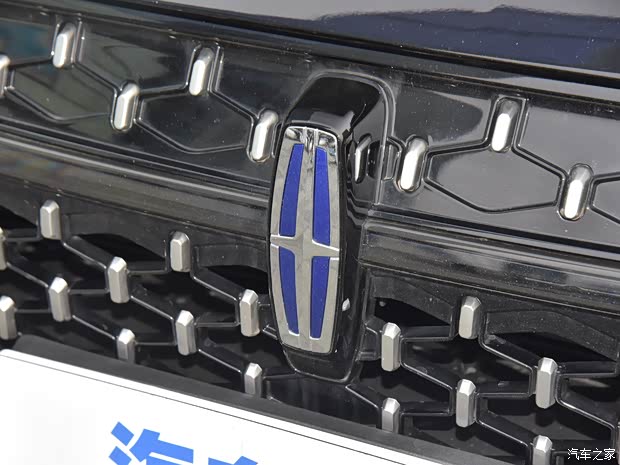 长安林肯 冒险家 2024款 1.5T 两驱尊享版 长安林肯 冒险家 2024款 1.5T 两驱尊享版