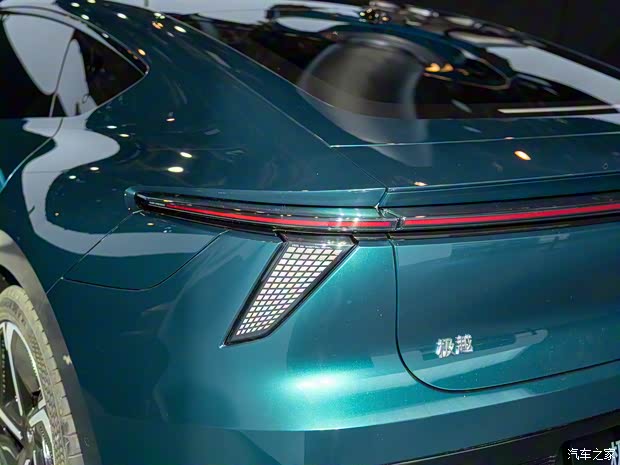 極越 極越07 2024款 基本型