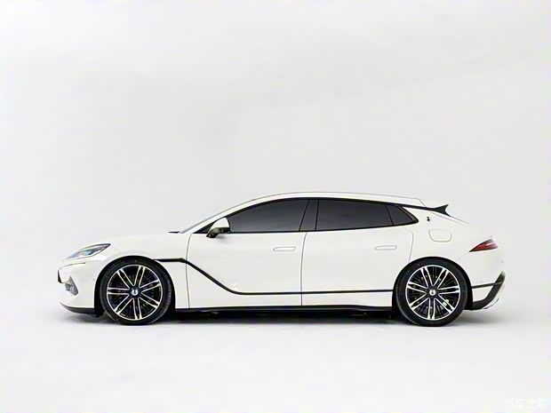 腾势汽车 腾势Z9 2024款 GT 插电混动版 腾势汽车 腾势Z9 2024款 GT 插电混动版