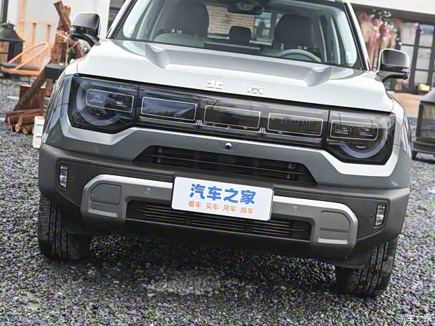 北京越野 北京BJ30 2024款 1.5T 魔核电驱进阶版 北京越野 北京BJ30 2024款 1.5T 魔核电驱进阶版