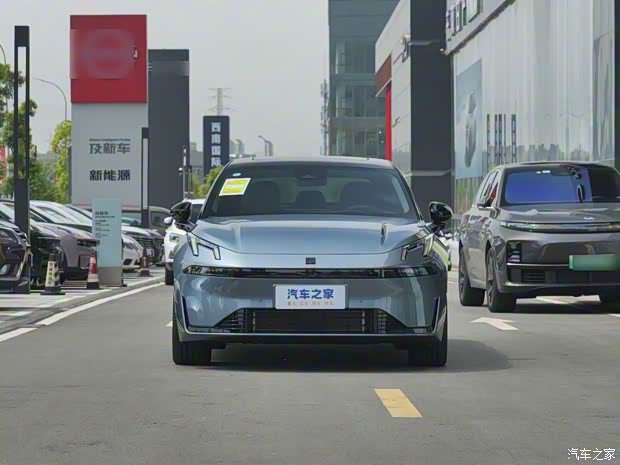 领克 领克07 2024款 EM-P 126长续航 Ultra 领克 领克07 2024款 EM-P 126长续航 Ultra