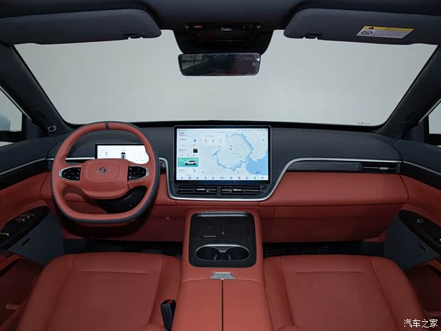 东风乘用车 eπ008 2024款 纯电 基本型 东风乘用车 eπ008 2024款 纯电 基本型