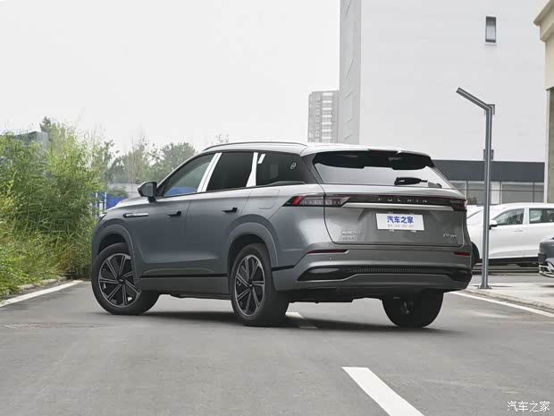 奇瑞汽车 风云T10 2024款 210 超长续航版 奢享型五座版