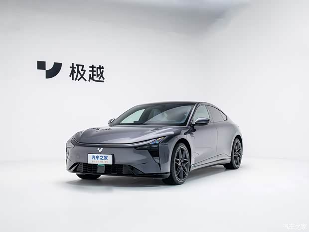 极越 极越07 2024款 双电机 三元锂 极越 极越07 2024款 双电机 三元锂