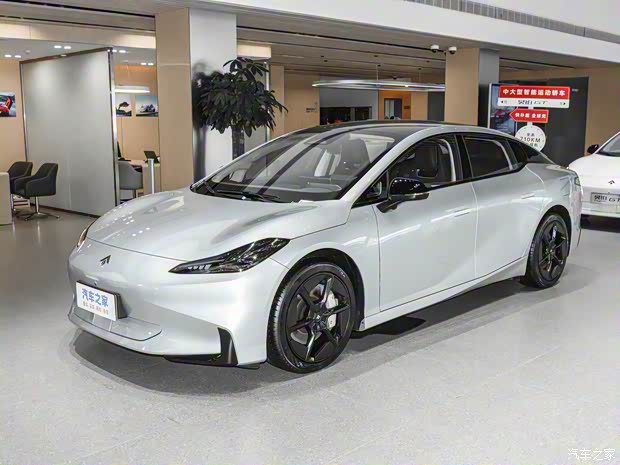 昊铂 昊铂GT 2023款 710后驱超充版 昊铂 昊铂GT 2023款 710后驱超充版