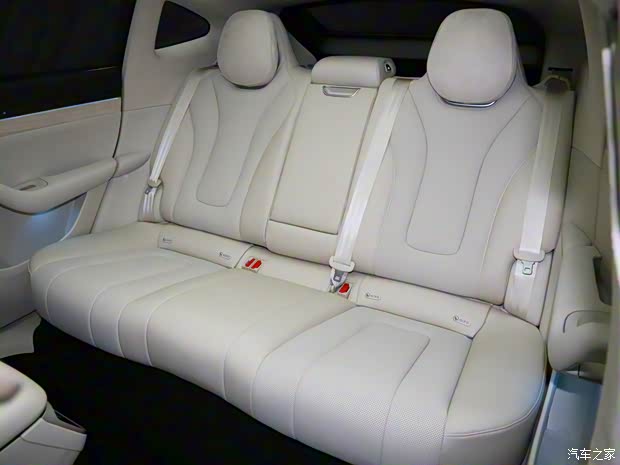 LUXEED 智界 智界R7 2024款 UItra LUXEED 智界 智界R7 2024款 UItra