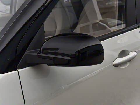 2025款 四门版 臻享+款 2025款 四门版 臻享+款