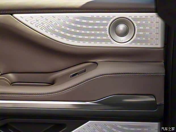 林肯(进口) 领航员 2025款 基本型 林肯(进口) 领航员 2025款 基本型