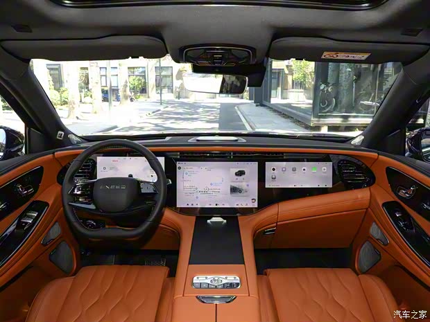 星途 星途攬月 2025款 400T 四驅(qū)星尊版 7座