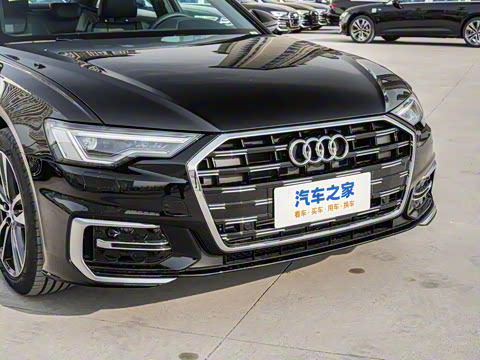 2025款 40 TFSI 豪华动感型 2025款 40 TFSI 豪华动感型