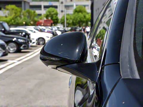 2024款 改款 E 260 L 4MATIC 2024款 改款 E 260 L 4MATIC