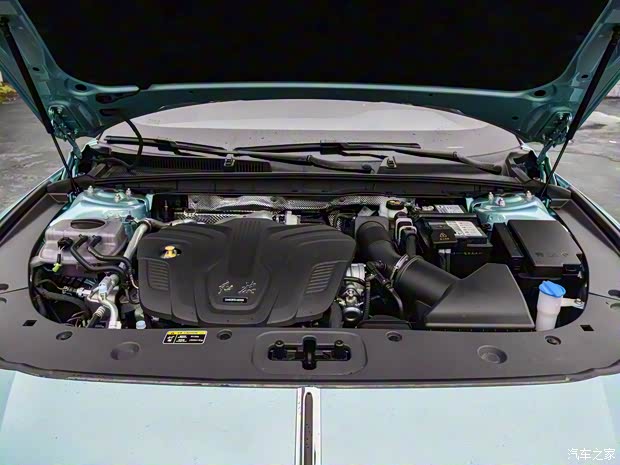 一汽红旗 红旗H6 2024款 2.0T 致臻版 一汽红旗 红旗H6 2024款 2.0T 致臻版