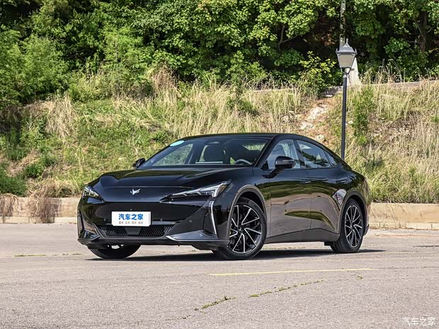 北汽新能源 極狐 阿爾法S5 2024款 560PRO 185kW