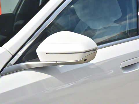 2024款 530Li 领先型 M运动套装 2024款 530Li 领先型 M运动套装