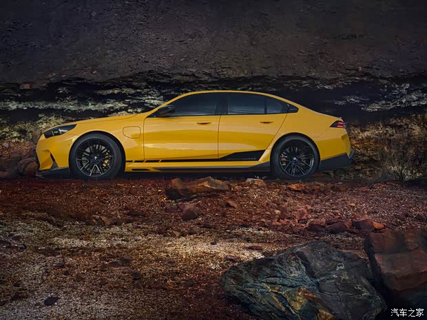 寶馬M 寶馬M5新能源 2024款 M Performance Parts